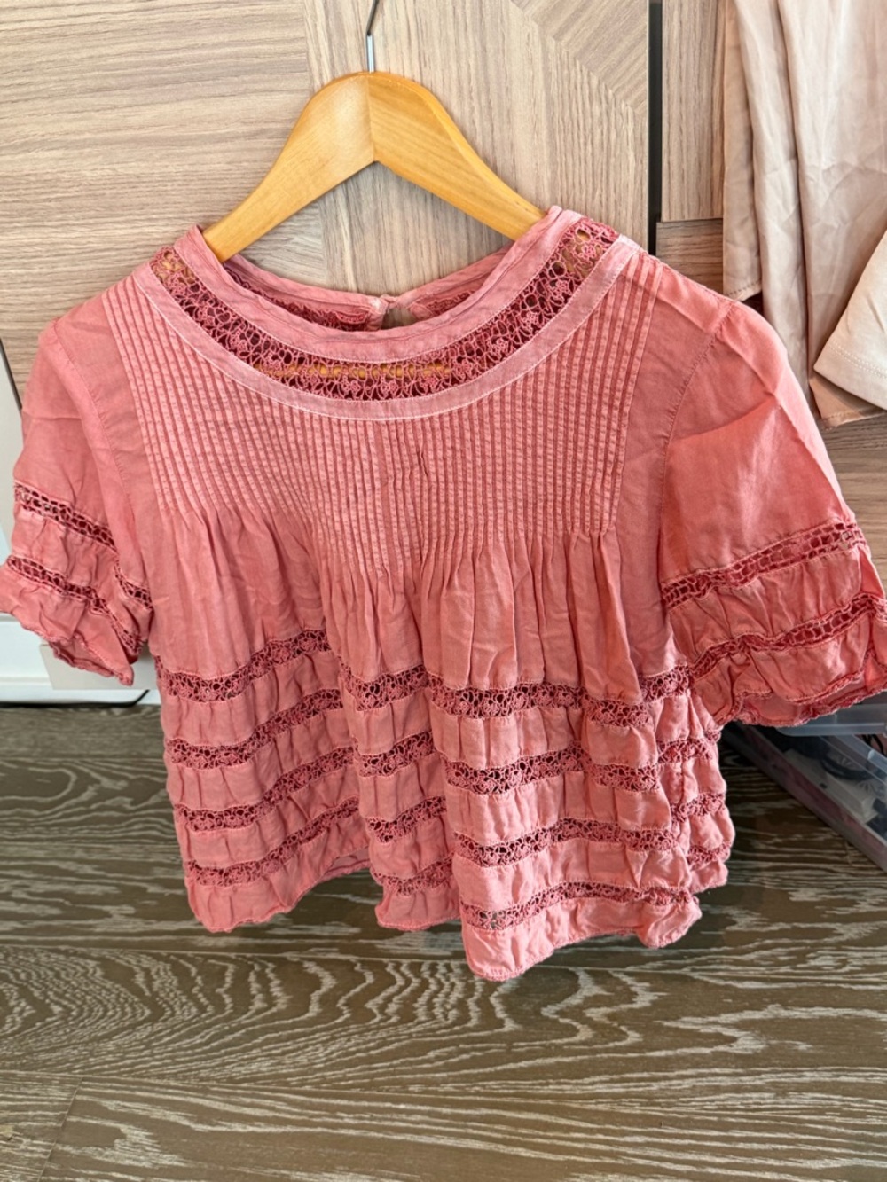 Women's Pink Crochet-Trim Short Sleeve Top size S